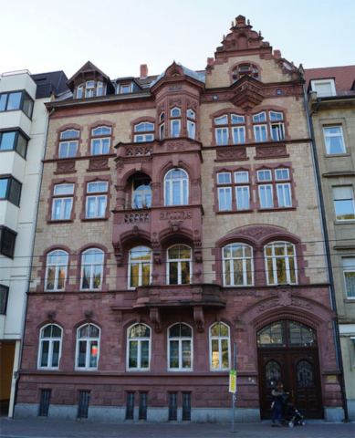 Renovierung vorhandener Fenster, der Bestand blieb erhalten